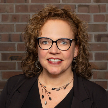 Kristin Winch headshot. Photo credit: Mark Garvin.