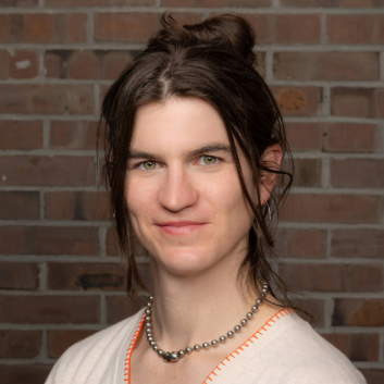 Zoe Macdonald headshot. Photo credit: Mark Garvin.