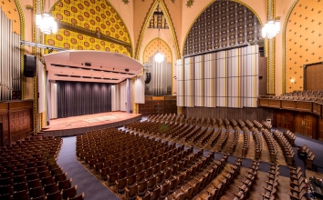 Irvine Auditorium Main Hall. Courtesy Penn University Life Space & Events Management.